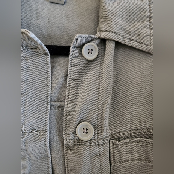 Old Navy cropped jacket, size small NWOT - Picture 4 of 6